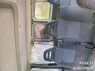 Krovininis automobilis Renault Master aukcione nuo 3764 EUR