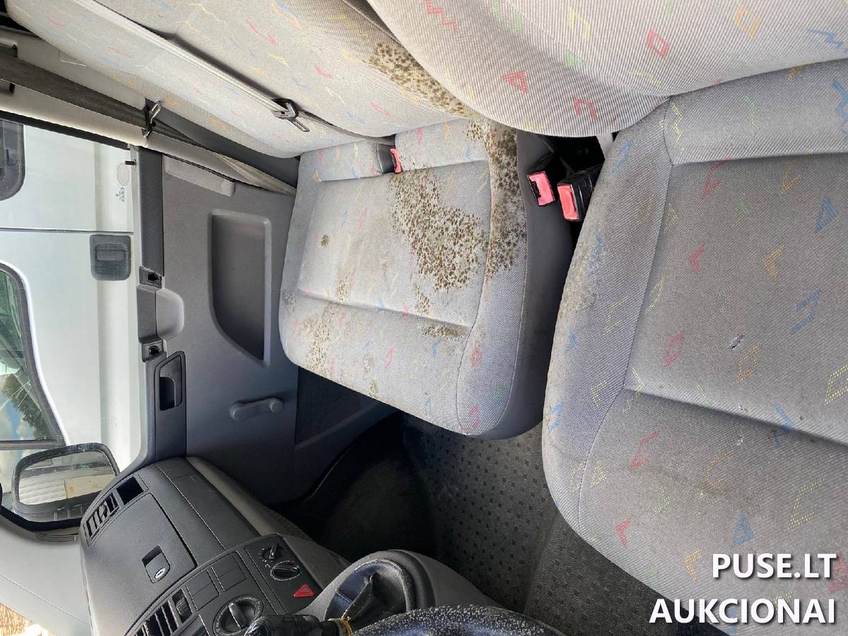 VW TRANSPORTER, VALST. NR. JFS599 Krovininis automobilis iki 3,5t. 4