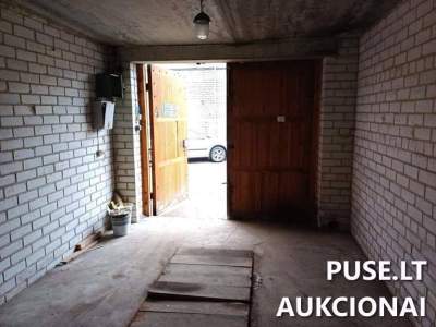 Garažų kompleksas ir 0.0864 ha žemės sklypas Klaipėdoje, Dubysos g. 62G, pradinė kaina 35200 EUR