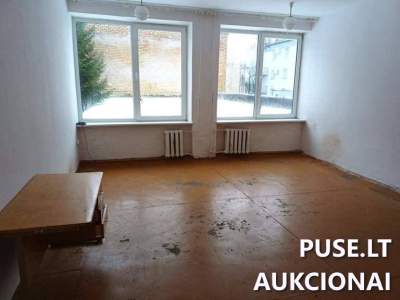 Parduodama buvusi mokykla Šalčininkų r. Dieveniškėse, 3965 kv.m, pradinė kaina 16920 EUR