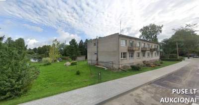 3 kambarių butas Plungės rajone, Alsėdžiuose, Žalioji g. 4, pradinė kaina 24000 EUR