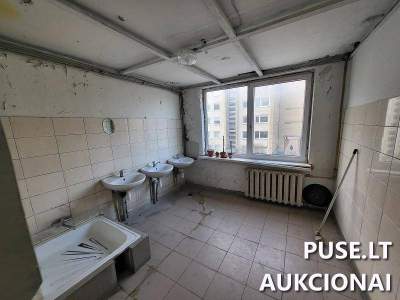 Mažas 17.51 kv.m. butas Algirdo g. Vilniuje (Naujamiestis) pradinė kaina 46400 EUR