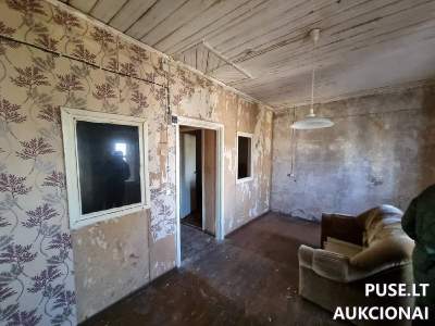 Parduodamas 2 kambarių butas Ukmergės r., Jasiuliškio k., Dvaro g. 5-7, pradinė kaina 970 EUR, investicinis objektas