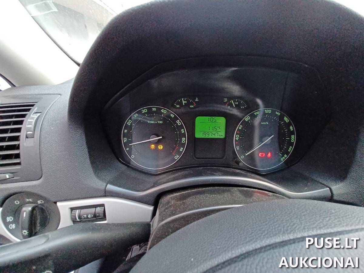 Automobilis SKODA OCTAVIA Lengvasis automobilis 3