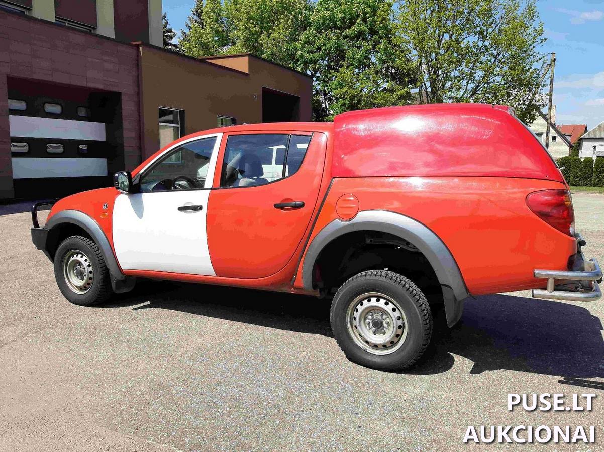 Automobilis žvalgybai ir greitajam reagavimui Mitsubishi L200 Nenurodyta 2