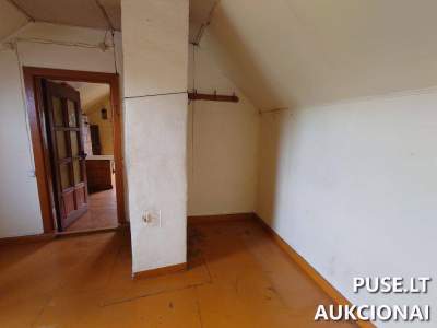 Pigūs 1 kambario buto pardavimas aukcione Šakių r. Kriūkų mstl. nuo 1200 EUR