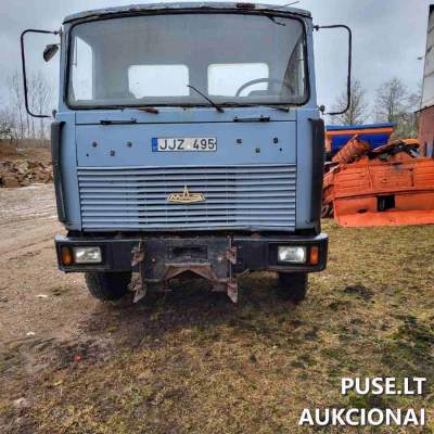 Krovininis savivartis MAZ 5551 aukcione: pradinė kaina 1500 EUR, pagamintas 1999 m.