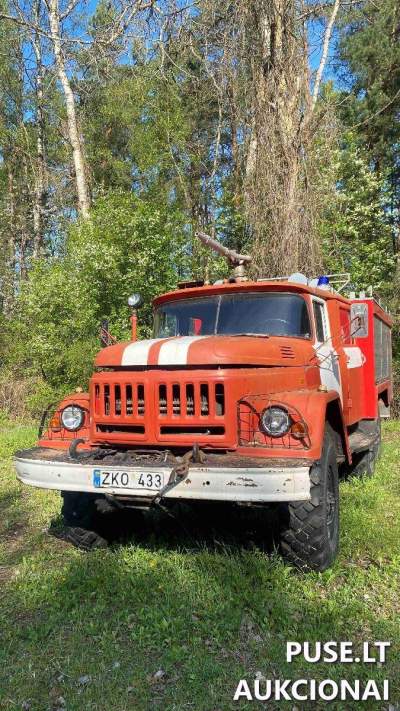 Autocisterna AC-40 137A aukcionas Vilniuje. Pradinė kaina 1500 EUR. Nebenaudojamas transportas 1987 m.