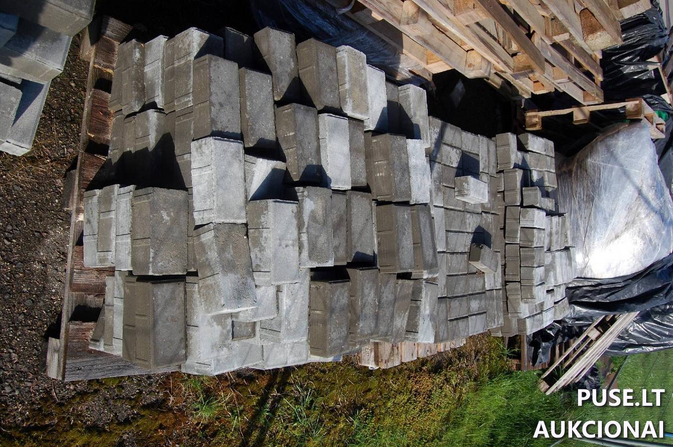 1539 kg trinkelių Statybinės medžiagos 1