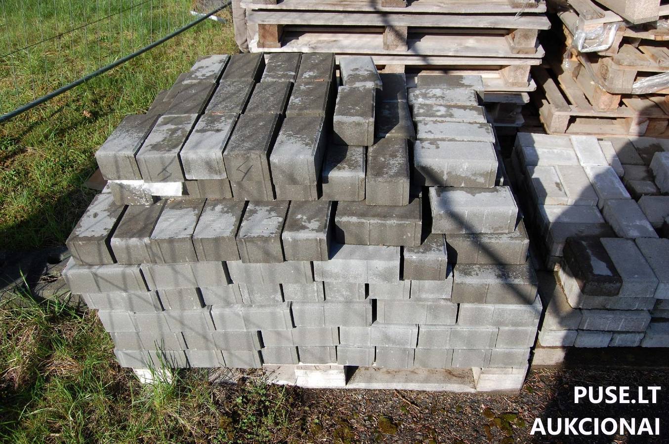 1539 kg trinkelių Statybinės medžiagos 3