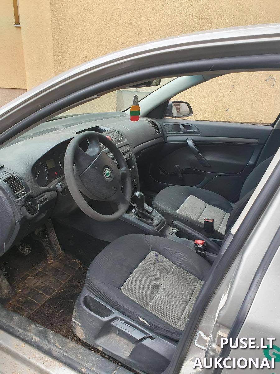 SKODA Octavia Keleivinis automobilis 4