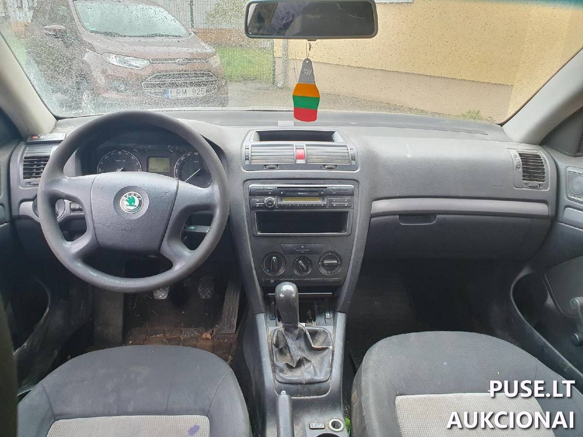 SKODA Octavia Keleivinis automobilis 6