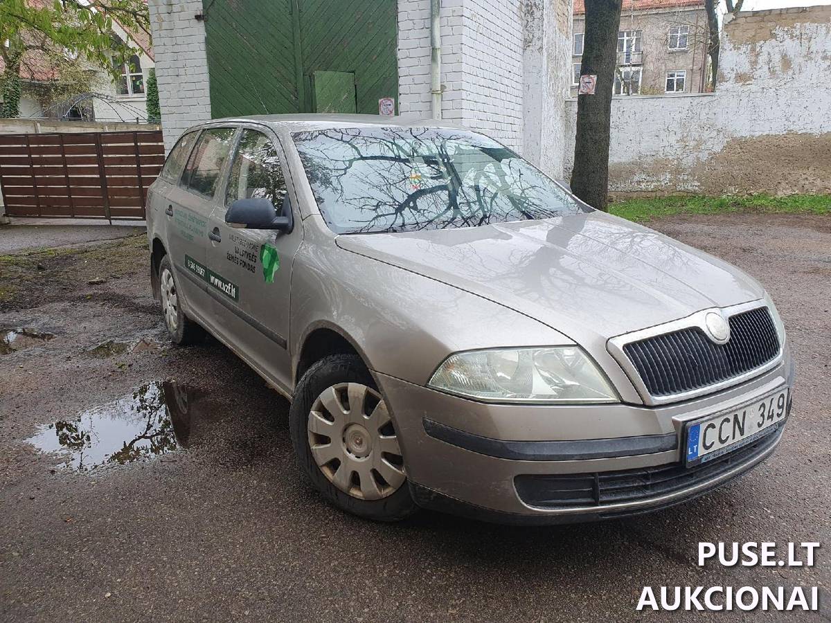 SKODA Octavia Keleivinis automobilis 8