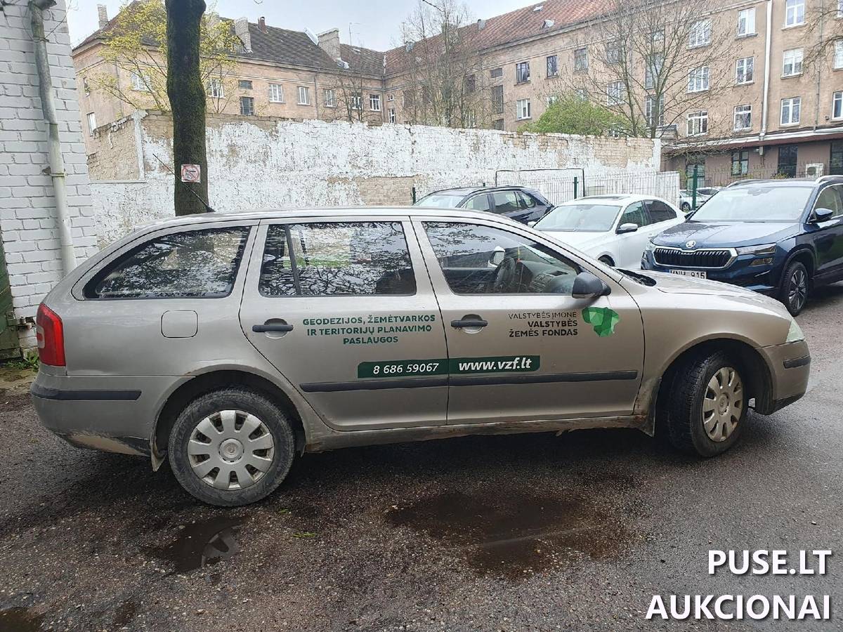 SKODA Octavia Keleivinis automobilis 9
