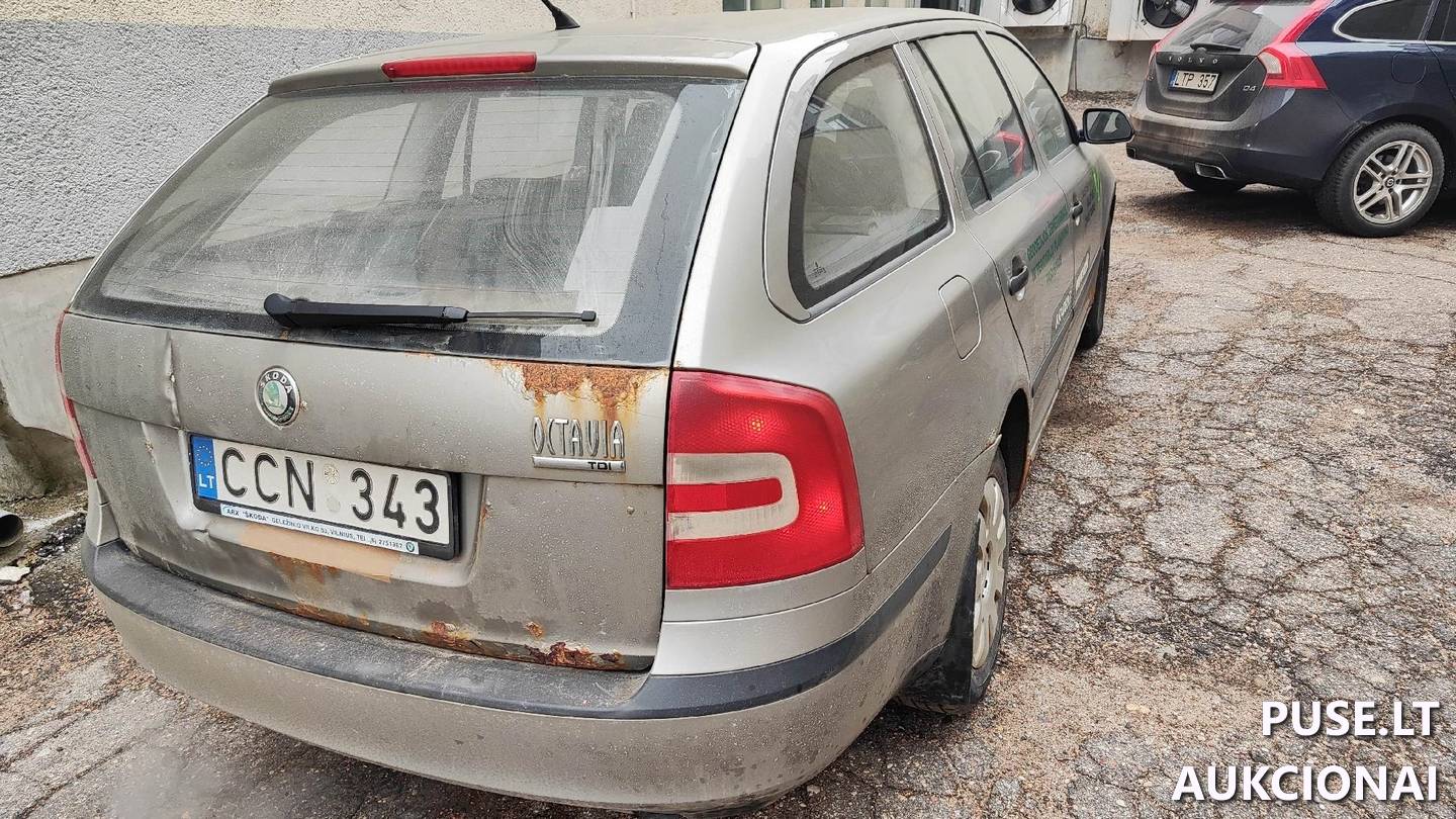 SKODA Octavia Keleivinis automobilis 9