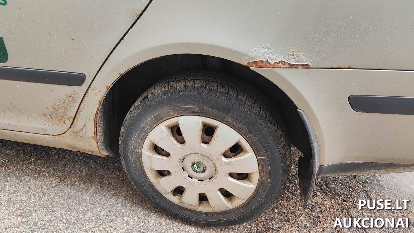 SKODA Octavia Keleivinis automobilis 11