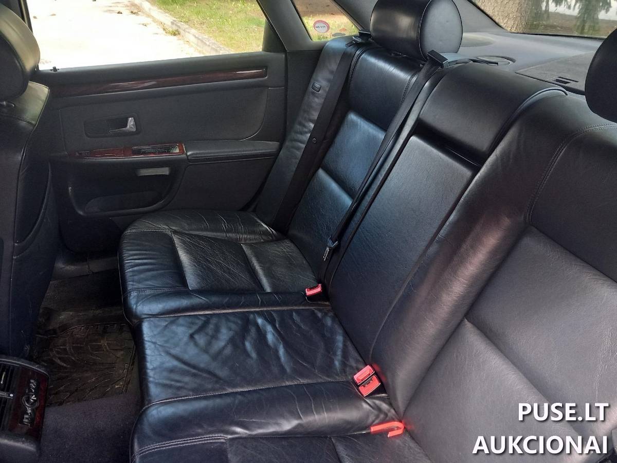 AUDI A8 Lengvasis automobilis 5