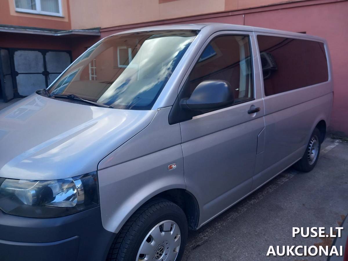 VW CARAVELLE Autobusas  ne daugiau 5t. 6