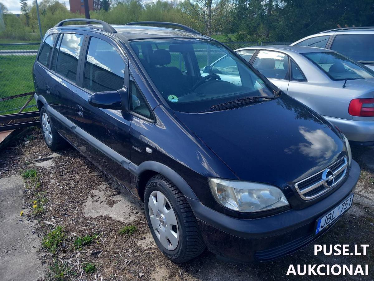 Opel Zafira Lengvasis automobilis 2