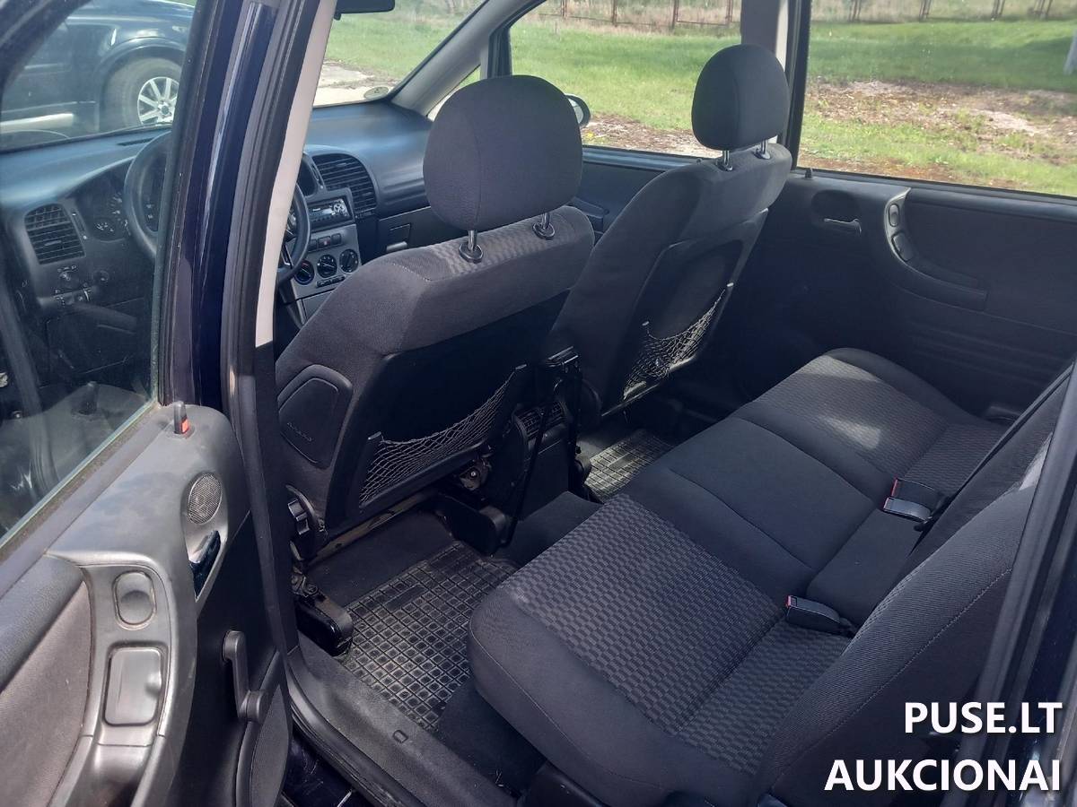 Opel Zafira Lengvasis automobilis 7