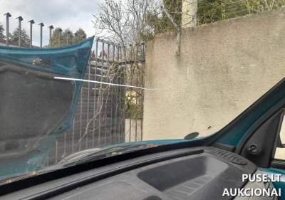 Lengvasis automobilis Renault Kangoo 2002 m. dyzelis mechaninė 1000 EUR pradinė kaina