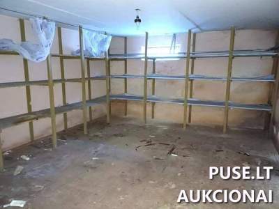 Administracinės patalpos su ūkiniais pastatais Švenčionyse, Kelininkų g. 4, pradinė kaina 82944 EUR