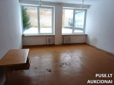 Mokykla Dieveniškėse su 1.1696 ha žemės dalimi pradinė kaina 15228 EUR