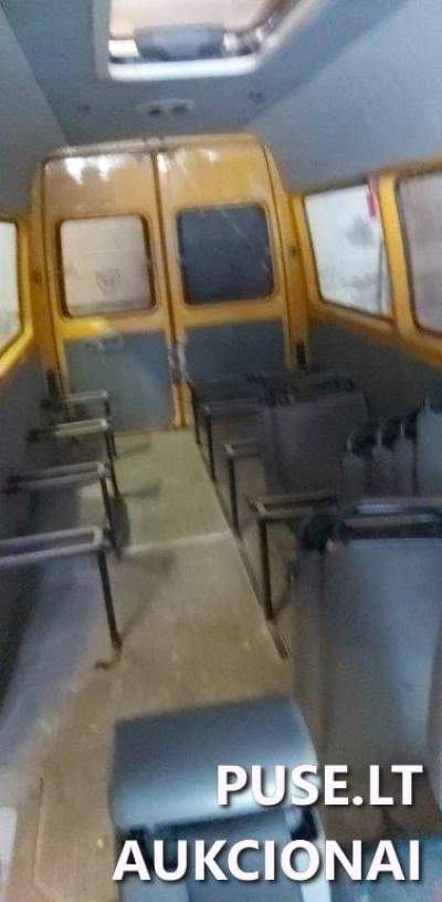 Mokyklinis autobusas Volkswagen LT 46 2004 metų aukcionas Tauragės rajone pradinė kaina 2070 EUR