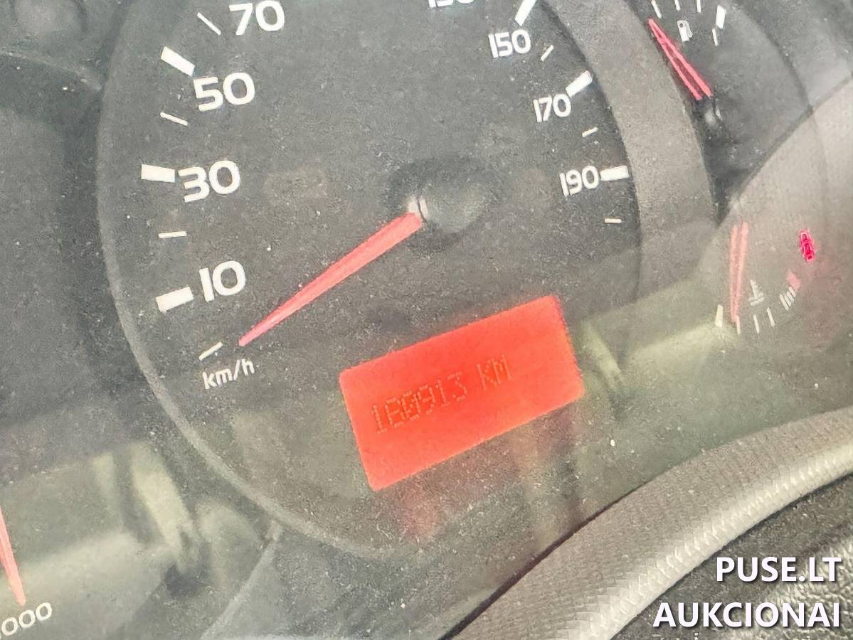 RENAULT MASTER Krovininis automobilis iki 3,5t. 1