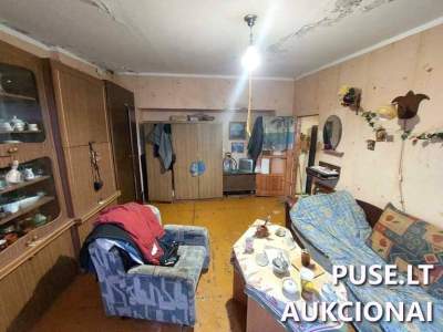 Parduodama 1/2 dalis buto Panevėžio rajone, Liūdynės k., Ramioji g. 8, pradinė kaina 1058 EUR