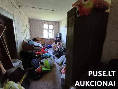 Parduodamas butas Pagėgių savivaldybėje Palumpių kaime, pradinė kaina 230 EUR, unikalus kultūros paveldas