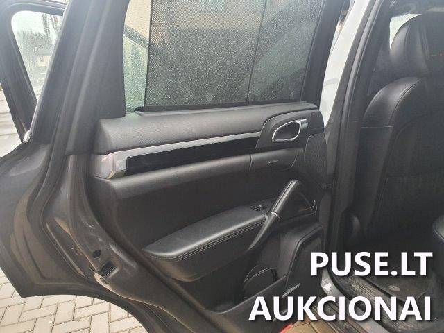 PORSCHE CAYENNE S Keleivinis automobilis 5