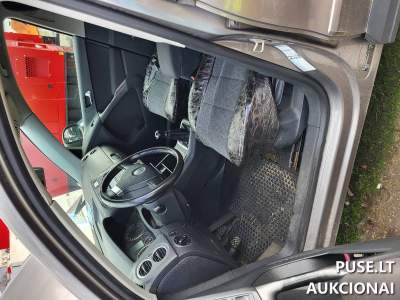 Visureigis Volkswagen Tiguan 2008 m. aukcione Vilniuje su pradine 4000 EUR kaina