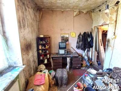 40/100 dalis buto Kaune, T. Masiulio g. 3, su rūsiu, 24.83 kv.m, 23600 EUR