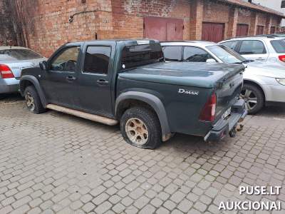 Lengvasis automobilis ISUZU D-MAX 2011m. aukcione Kaune, pradinė kaina 1500 EUR