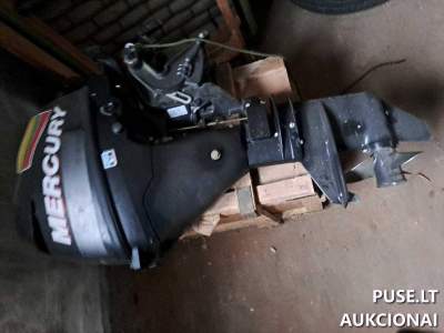 Parduodamas pakabinamas variklis MERCURY F 9,9M, pradinė kaina 800 EUR, Raseiniuose, aukcionas birželio 27 d.