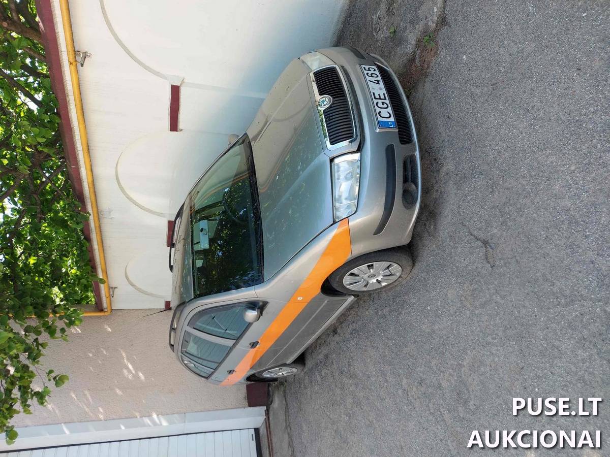 ŠKODA FABIA Lengvasis automobilis 2