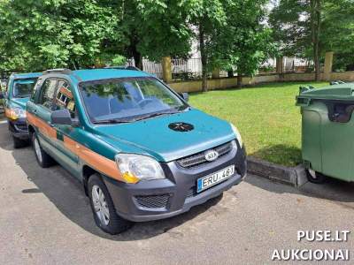 Lengvasis automobilis Kia Sortage 2010 m. aukcione Klaipėdoje nuo 800 EUR