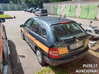 Skoda Fabia 2007 m. automobilis aukcione Klaipėdoje, pradinė kaina 300 EUR