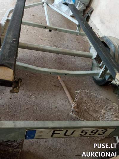 2014 m. Brenderup priekaba parduodama aukcione Tauragėje pradinė kaina 250 EUR