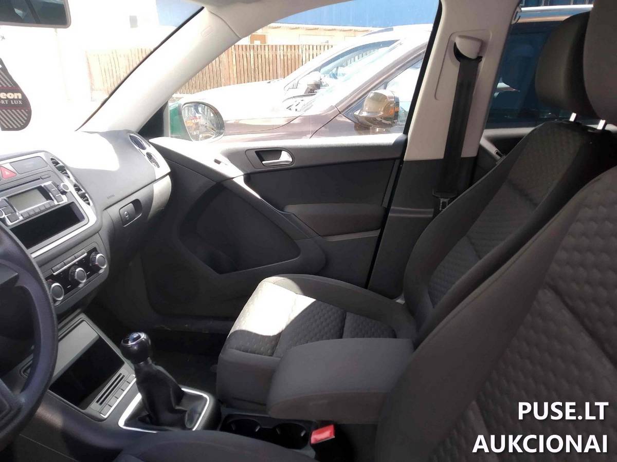 VW Tiguan Lengvasis automobilis 1