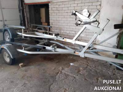 Autopriekaba Brenderup 8515 aukcione Vilniuje pradinė kaina 250 EUR