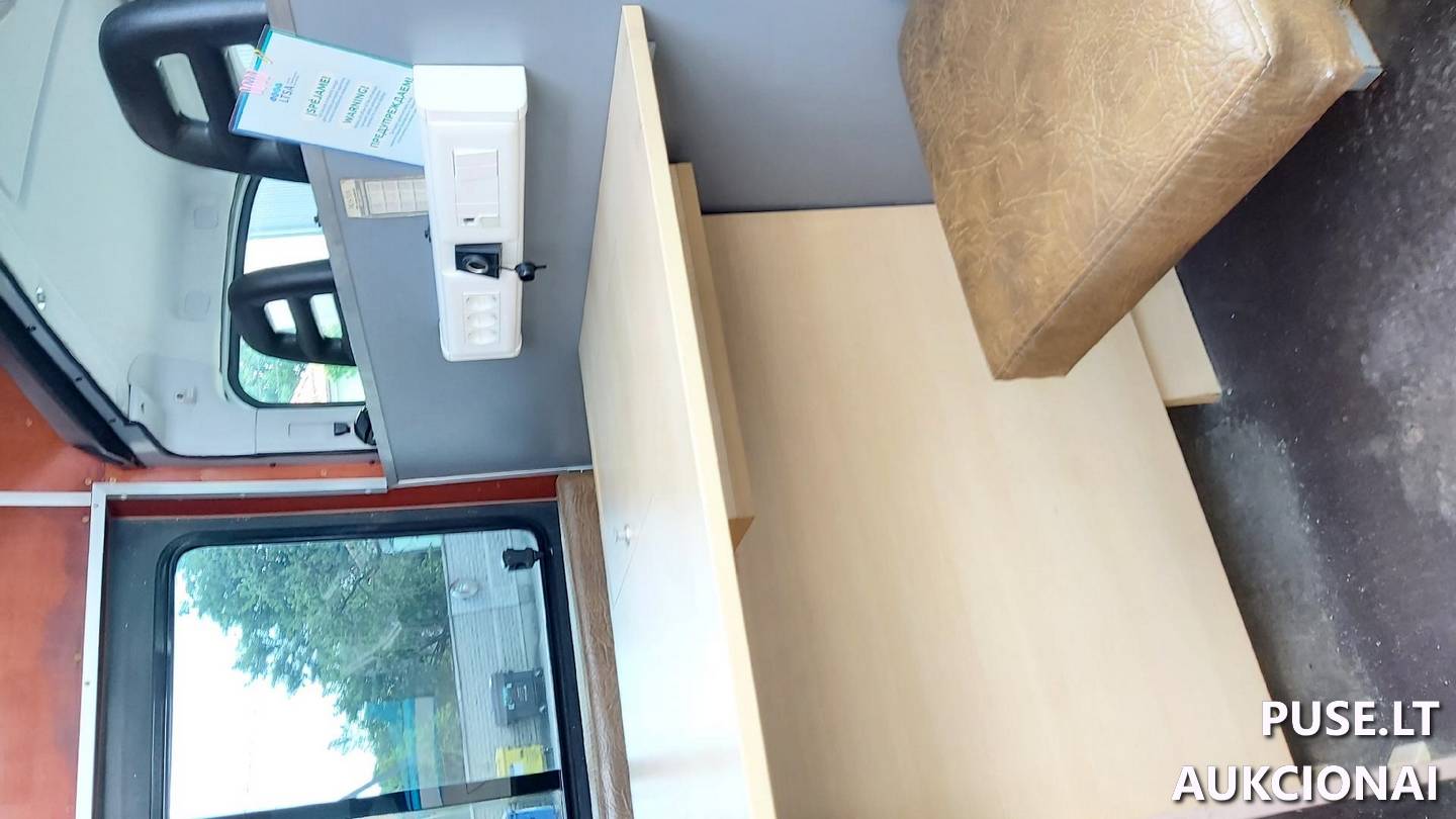 Automobilis IVECO DAILY 35S15 Krovininis automobilis iki 3,5t. 4