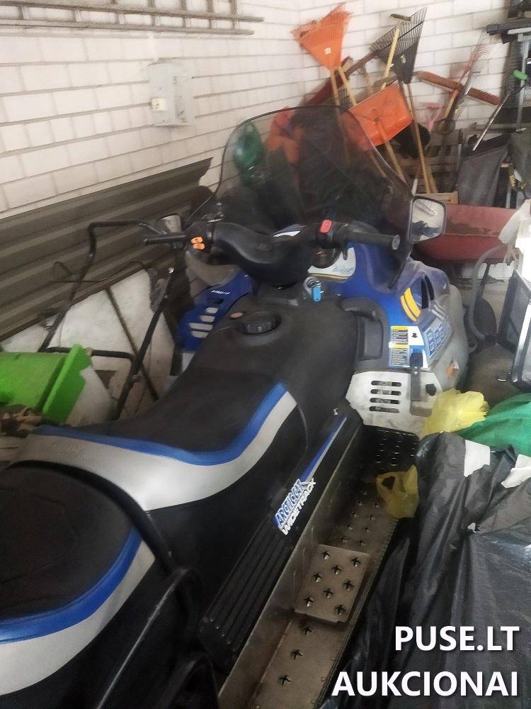 Sniego motociklas Arctic Cat Bearcat 660WT su priekaba Thule Trailers Brenderup Motociklas su priekaba 2