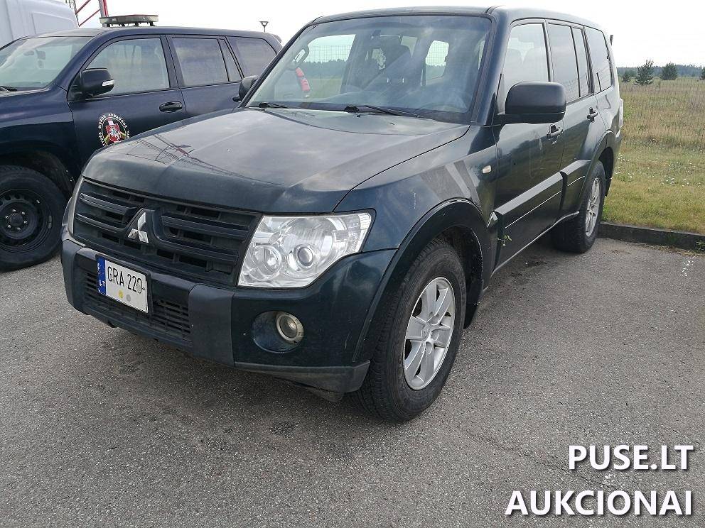 Mitsubishi Pajero Lengvasis automobilis 2