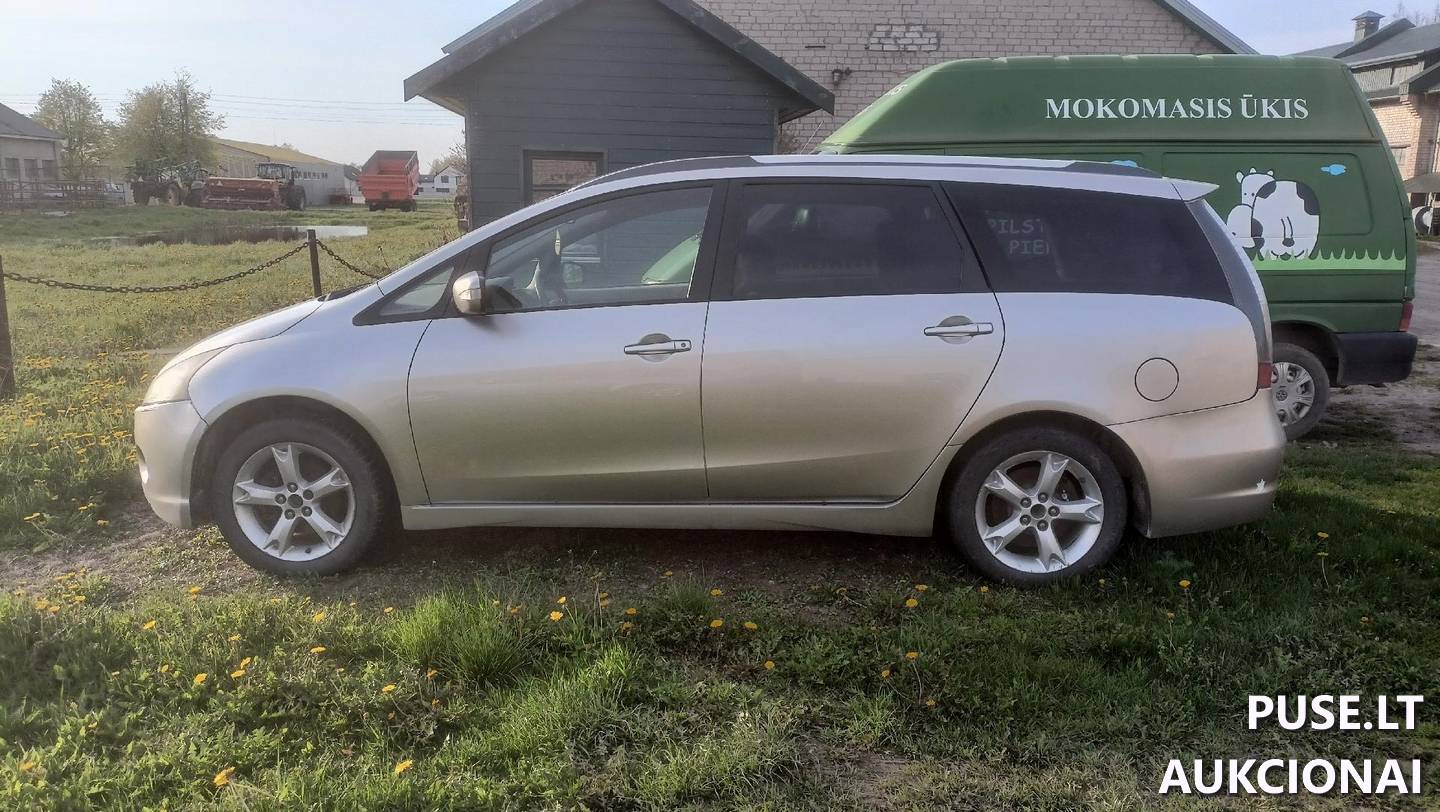 Mitsubishi Grandis Keleivinis automobilis 1