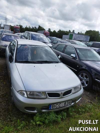 Lengvasis automobilis MITSUBISHI CARISMA Klaipėdoje - Pradinė kaina 250 EUR