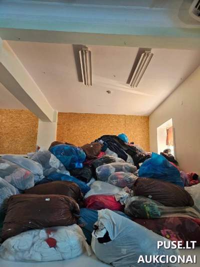 Dėvėtų drabužių ir avalynės atsargos 50000 EUR kainos intervale - Nemokumo administratorių varžytynės