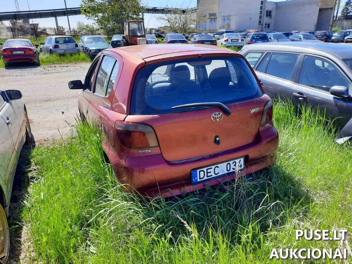 TOYOTA YARIS Keleivinis automobilis 3