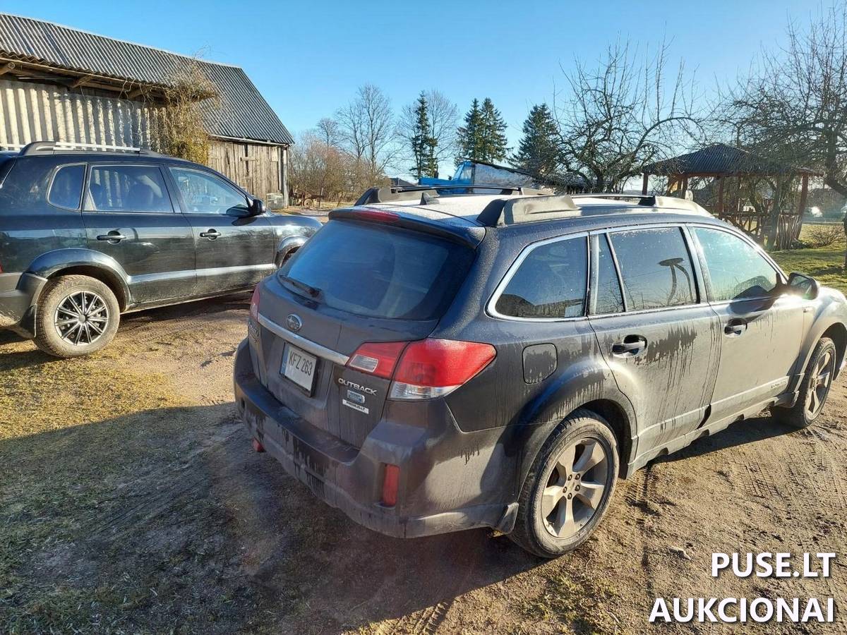 SUBARU OUTBACK Keleivinis automobilis 4